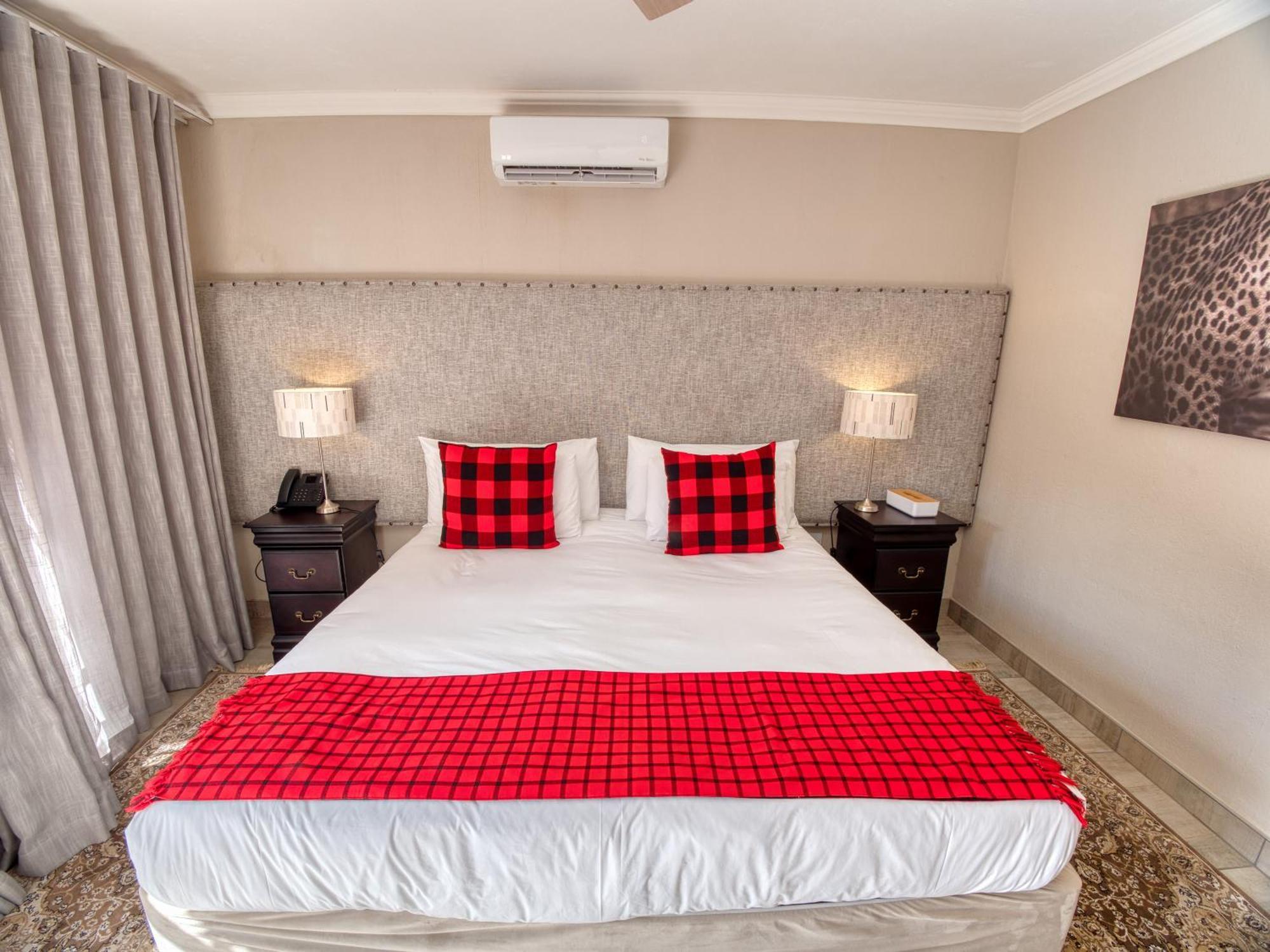 Tembo Guest Lodge 헤이지뷰 외부 사진